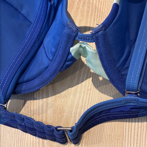 La Vie en Rose Blue and Green Bikini Set. Small B1 - Picture 5 of 10